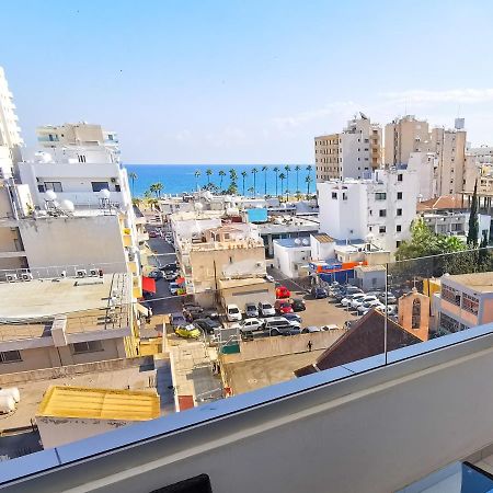 Sunny Daze Seaview Apartment Larnaca Esterno foto